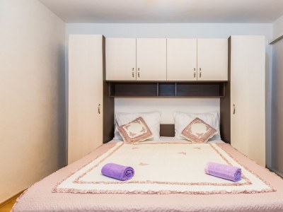 Apartment One bedroom apartment with terrace Makarska A-12336-a - Outdoor photo 9