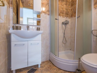 Apartment One bedroom apartment with terrace Makarska A-12336-a - Outdoor photo 10