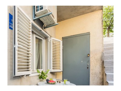 Apartment One bedroom apartment with terrace Makarska A-12336-a - Outdoor photo 11