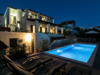 Holiday house Four-bedroom house with terrace and sea view Ražanj, Rogoznica K-13738 - Outdoor photo 2