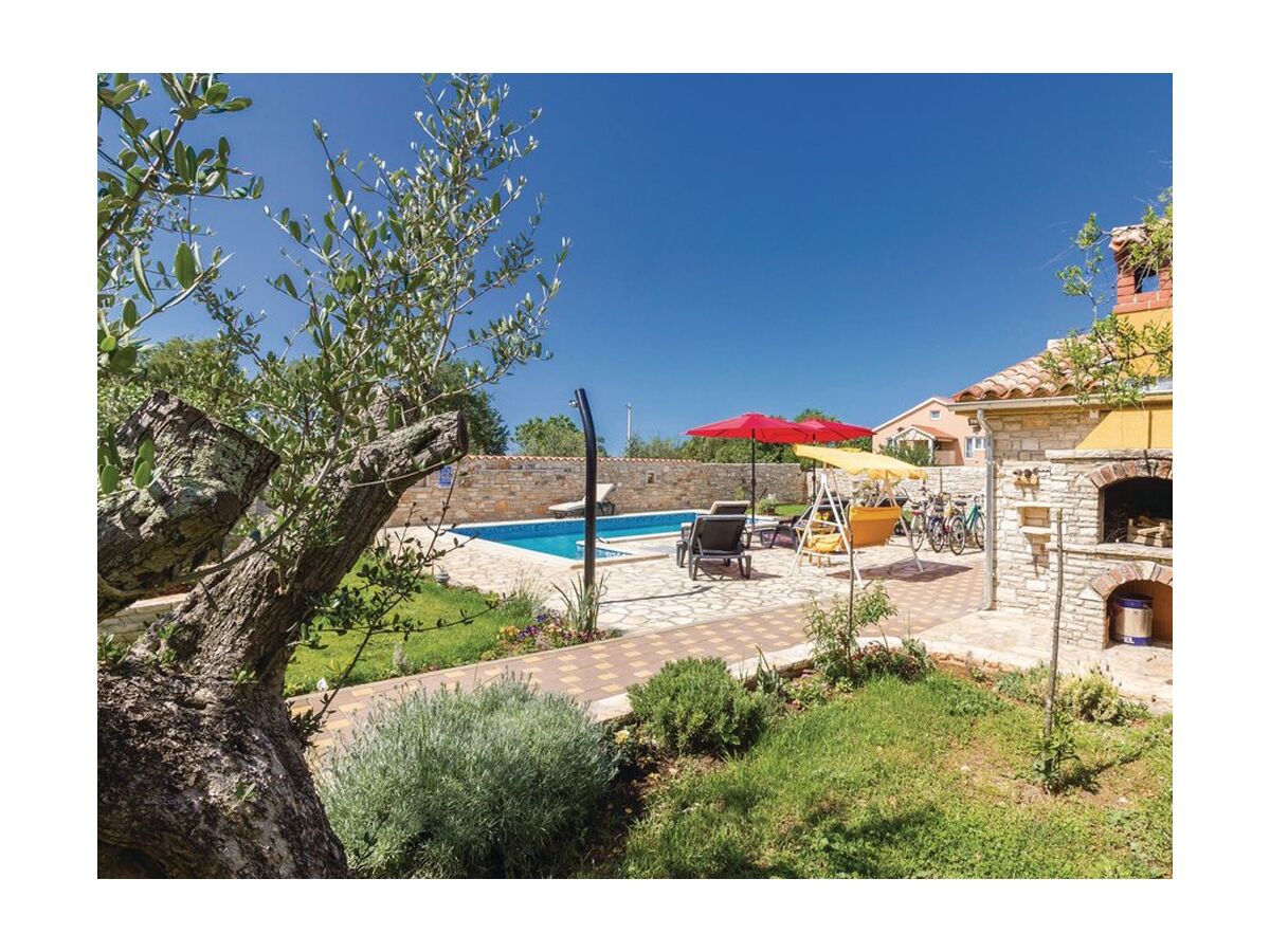 Holiday house Four-bedroom house with terrace Gajana, Fažana K-15385 - Outdoor photo 3