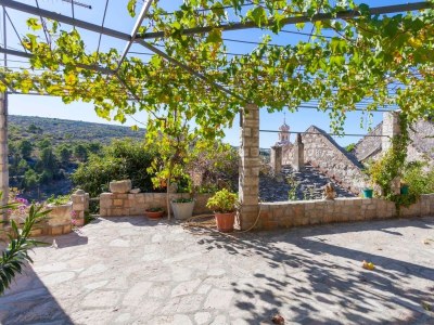 Holiday house Three bedroom house with terrace Ložišća, Brač K-15444 - Outdoor photo 7