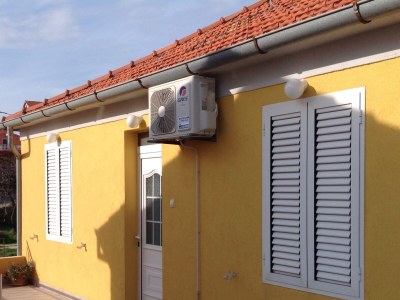 Apartment Two bedroom apartment with terrace and sea view Kali, Ugljan A-14679-a - Outdoor photo 2