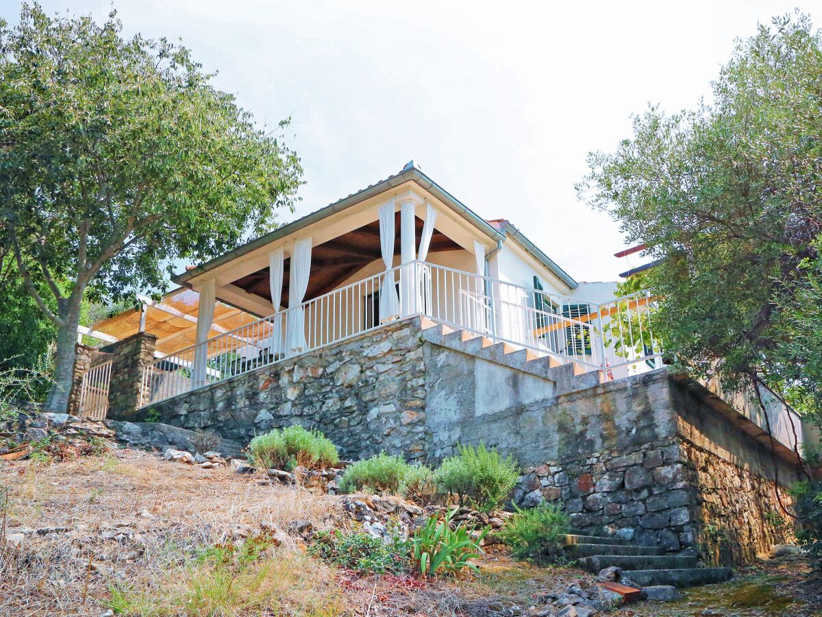 Holiday house Two bedroom house with terrace and sea view Sali, Dugi otok K-16128 - Outdoor photo 2