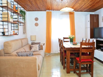 Holiday house Two bedroom house with terrace and sea view Sali, Dugi otok K-16128 - Outdoor photo 9