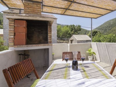 Holiday house One bedroom house with terrace and sea view Oključna, Vis K-14875 in Komiza - Holiday house