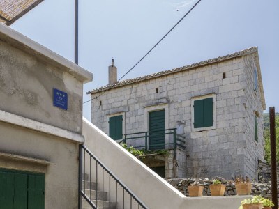 Holiday house One bedroom house with terrace and sea view Oključna, Vis K-14875 - Outdoor photo 7