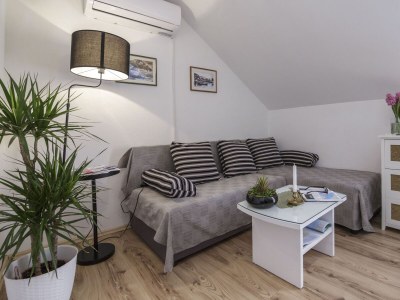 Holiday house One bedroom house with terrace and sea view Oključna, Vis K-14875 - Outdoor photo 10