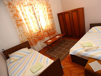 Apartment Three bedroom apartment with terrace and sea view Šibenik A-16170-a - Outdoor photo 13