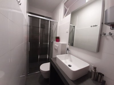 Apartment Three bedroom apartment with terrace and sea view Šibenik A-16170-a - Outdoor photo 15