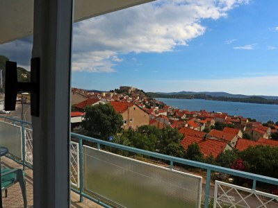 Apartment Three bedroom apartment with terrace and sea view Šibenik A-16170-a - Outdoor photo 21