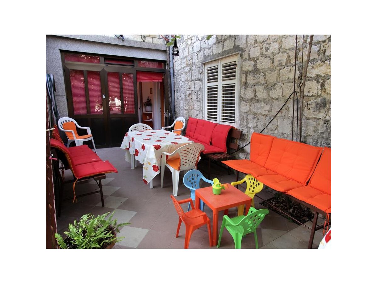 Apartment Three bedroom apartment with air-conditioning Trogir A-14907-a - Outdoor photo 3