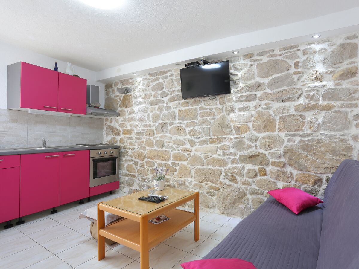 Apartment Two bedroom apartment with terrace Kaštel Štafilić, Kaštela A-15110-a - Outdoor photo 5