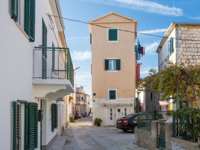 Apartment Two bedroom apartment with terrace Kaštel Štafilić, Kaštela A-15110-a - Outdoor photo 3
