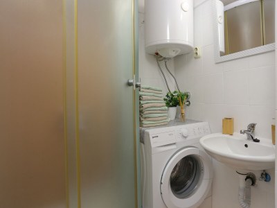 Apartment Two bedroom apartment with terrace Kaštel Štafilić, Kaštela A-15110-a - Outdoor photo 16