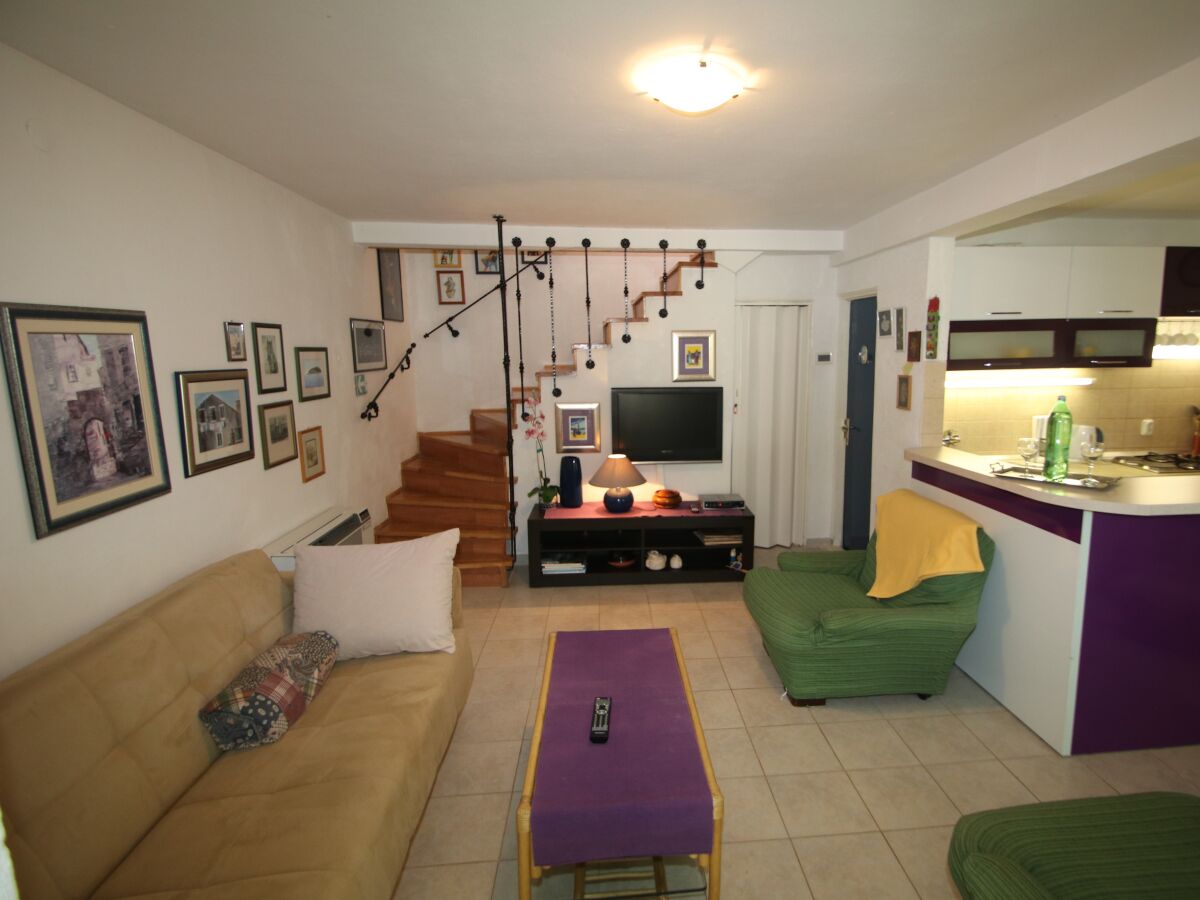 Holiday house Three bedroom house with terrace and sea view Sućuraj, Hvar K-15141