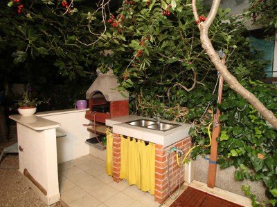 Holiday house Three bedroom house with terrace and sea view Sućuraj, Hvar K-15141 - Outdoor photo 9