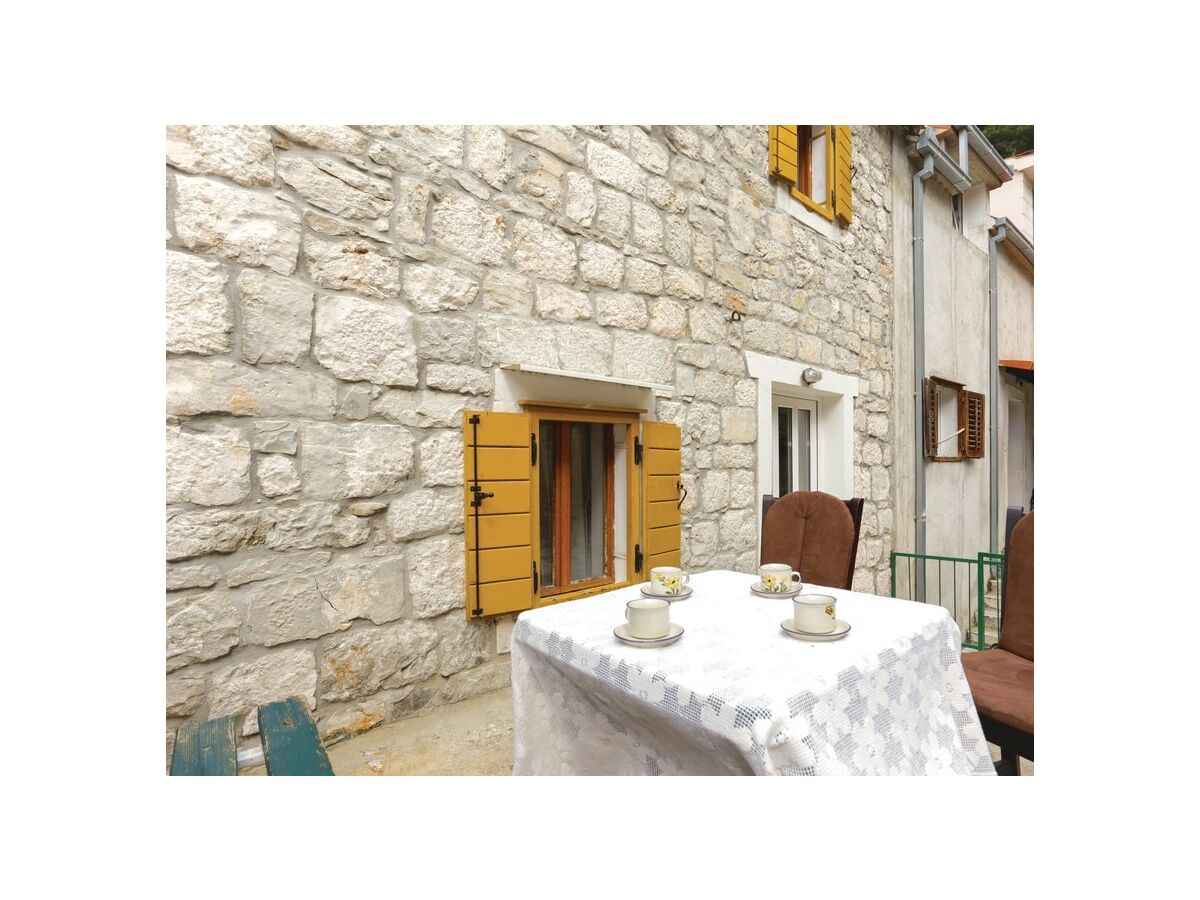 Apartment One bedroom apartment with terrace Omiš A-16185-a - Outdoor photo 2