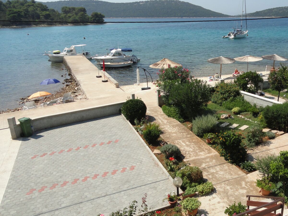 Apartment Three bedroom apartment near beach Brgulje, Molat A-16217-a - Outdoor photo 4