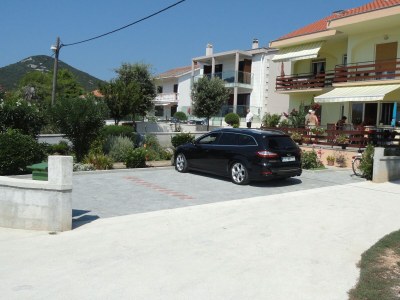 Apartment Three bedroom apartment near beach Brgulje, Molat A-16217-a - Outdoor photo 6