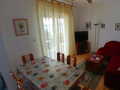 Apartment Three bedroom apartment near beach Brgulje, Molat A-16217-a - Outdoor photo 7