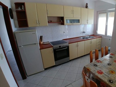 Apartment Three bedroom apartment near beach Brgulje, Molat A-16217-a - Outdoor photo 9