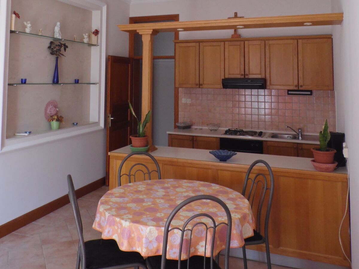 Apartment Two bedroom apartment near beach Kampor, Rab A-16293-a