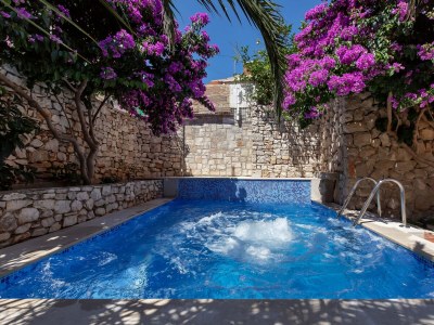 Holiday house Three bedroom house with terrace and sea view Sutivan, Brač K-16300 - Outdoor photo 19