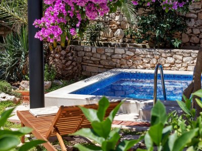 Holiday house Three bedroom house with terrace and sea view Sutivan, Brač K-16300 - Outdoor photo 25