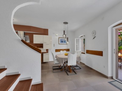 Holiday house Three bedroom house with terrace and sea view Sutivan, Brač K-16300 - Outdoor photo 37