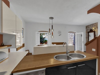 Holiday house Three bedroom house with terrace and sea view Sutivan, Brač K-16300 - Outdoor photo 44