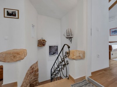 Holiday house Three bedroom house with terrace and sea view Sutivan, Brač K-16300 - Outdoor photo 61