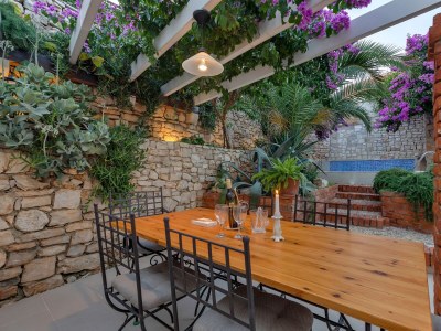 Holiday house Three bedroom house with terrace and sea view Sutivan, Brač K-16300 - Outdoor photo 75