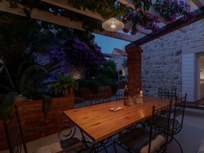 Holiday house Three bedroom house with terrace and sea view Sutivan, Brač K-16300 - Outdoor photo 76