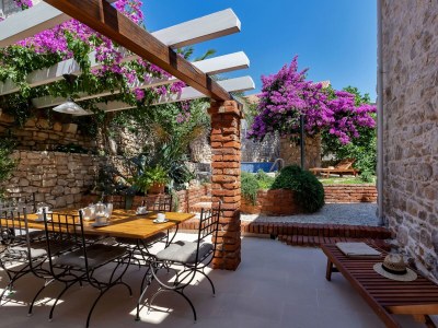 Holiday house Three bedroom house with terrace and sea view Sutivan, Brač K-16300 - Outdoor photo 77