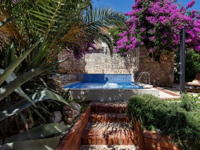 Holiday house Three bedroom house with terrace and sea view Sutivan, Brač K-16300 - Outdoor photo 78