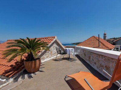 Holiday house Three bedroom house with terrace and sea view Sutivan, Brač K-16300 - Outdoor photo 80