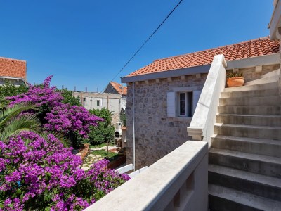 Holiday house Three bedroom house with terrace and sea view Sutivan, Brač K-16300 - Outdoor photo 83