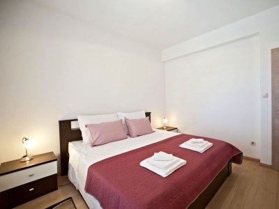 Apartment Two bedroom apartment with balcony Gornje selo, Šolta A-15545-a - Outdoor photo 19