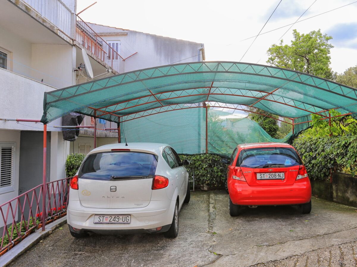 Apartment Two bedroom apartment with balcony and sea view Arbanija, Čiovo A-15595-a - Outdoor photo 4