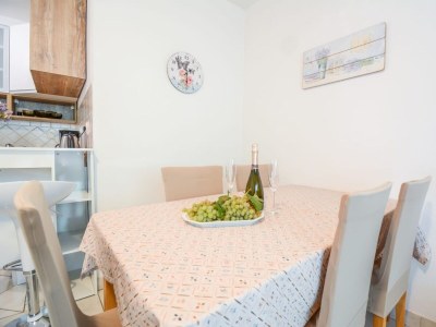 Apartment Two bedroom apartment with terrace Zadar A-15945-a - Outdoor photo 15