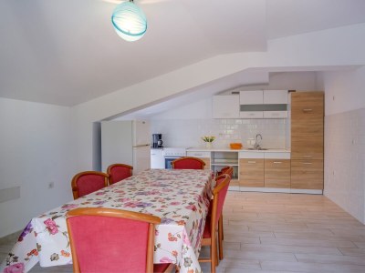 Apartment Three bedroom apartment with terrace Mali Lošinj, Lošinj A-16019-a - Outdoor photo 9