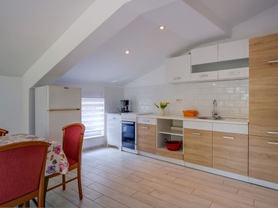 Apartment Three bedroom apartment with terrace Mali Lošinj, Lošinj A-16019-a - Outdoor photo 10