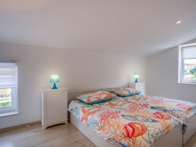 Apartment Three bedroom apartment with terrace Mali Lošinj, Lošinj A-16019-a - Outdoor photo 11