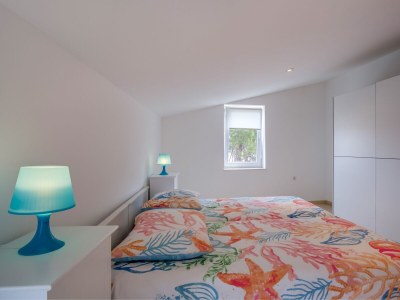 Apartment Three bedroom apartment with terrace Mali Lošinj, Lošinj A-16019-a - Outdoor photo 13