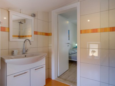 Apartment Three bedroom apartment with terrace Mali Lošinj, Lošinj A-16019-a - Outdoor photo 22