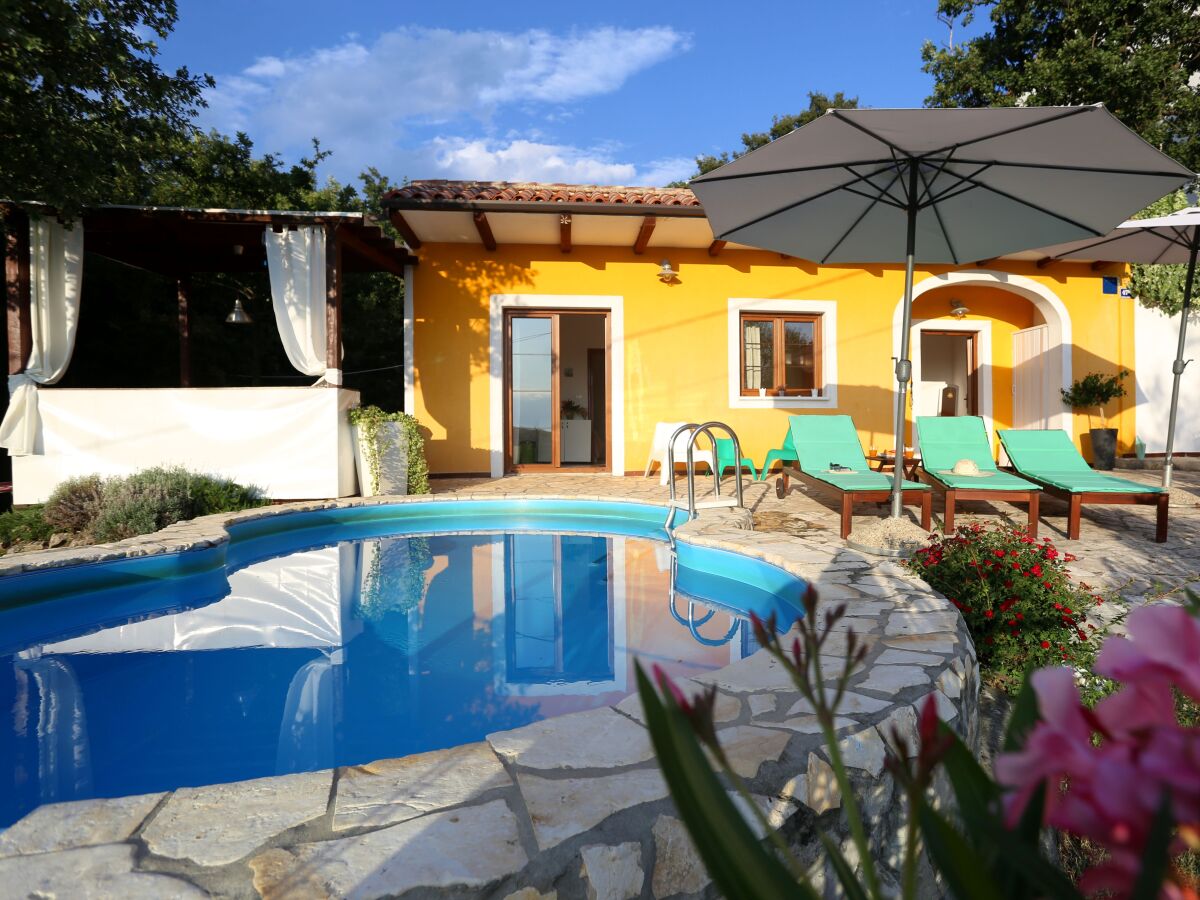 Holiday house Two bedroom house with terrace Ripenda Verbanci, Labin K-16583