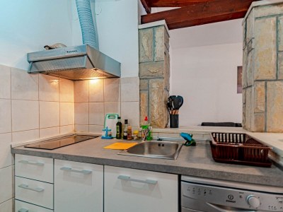 Apartment One bedroom apartment near beach Ubli, Lastovo A-16599-a - Outdoor photo 21