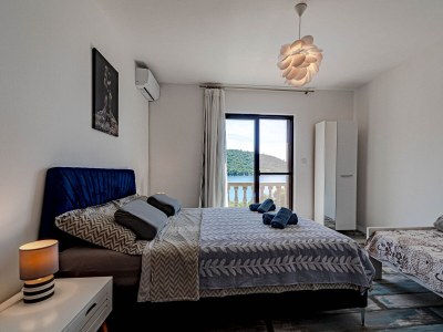 Apartment One bedroom apartment near beach Ubli, Lastovo A-16599-a - Outdoor photo 24