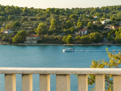 Apartment One bedroom apartment with terrace and sea view Nečujam, Šolta A-16729-a - Outdoor photo 22